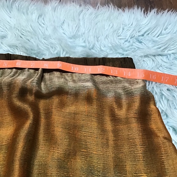 Robert Kitchen Canada Silk Top & Skirt Set size M - Picture 10 of 12